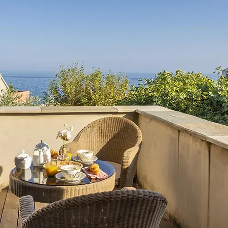 La Rose Des Mers Villa Brando